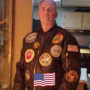 Meet your Posher, Dennis